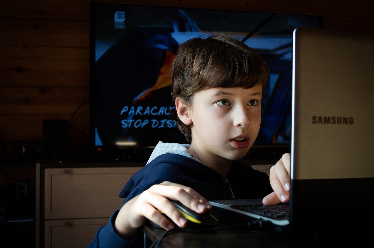 Comment protéger efficacement ses enfants sur Internet ?