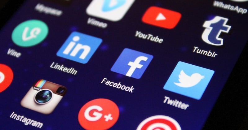 Comment protéger sa vie privée sur les réseaux sociaux sans devenir parano